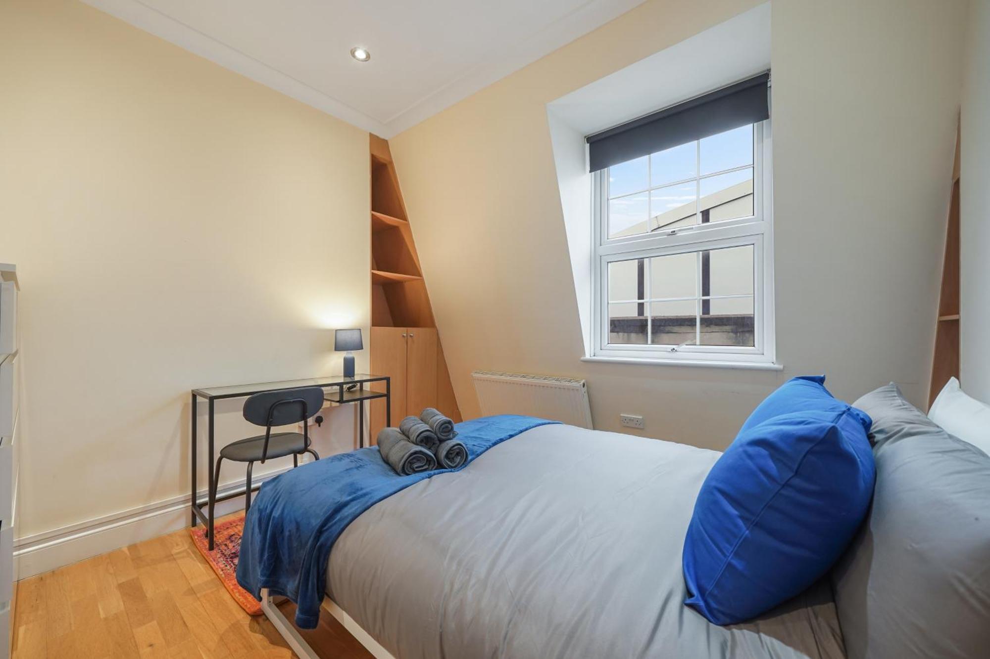 The Chic Townhouse In Kings Cross!!! 3 Floors Leilighet London Eksteriør bilde