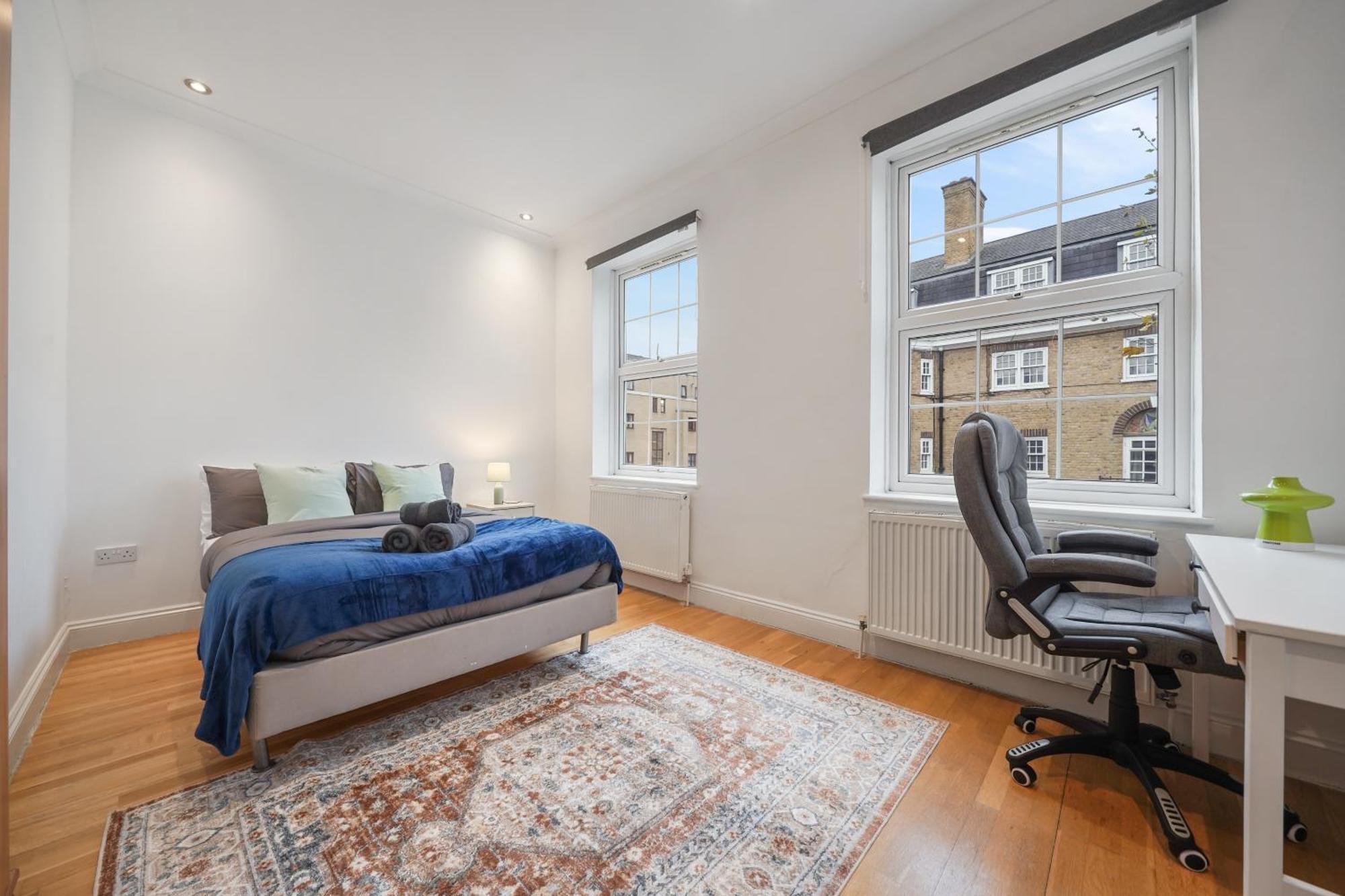 The Chic Townhouse In Kings Cross!!! 3 Floors Leilighet London Eksteriør bilde