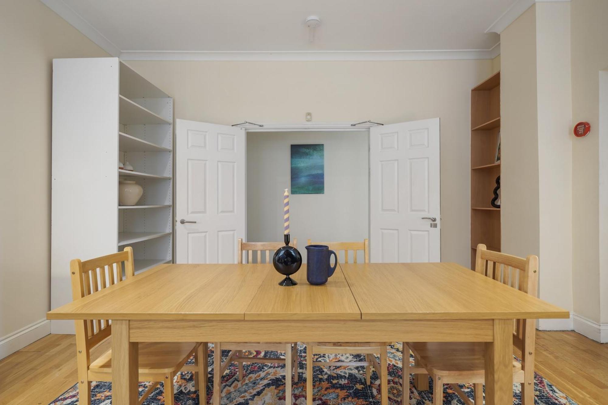 The Chic Townhouse In Kings Cross!!! 3 Floors Leilighet London Eksteriør bilde