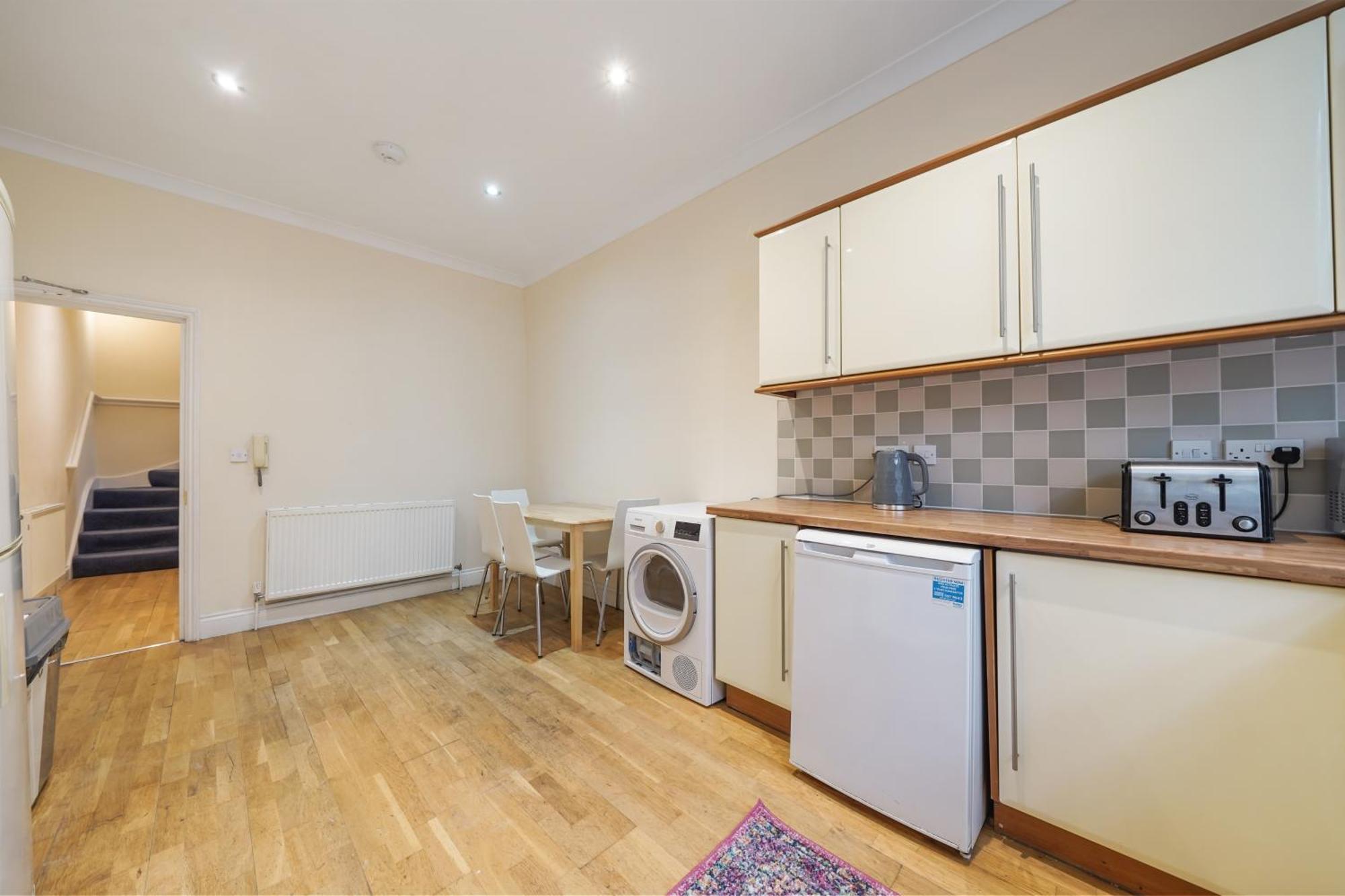 The Chic Townhouse In Kings Cross!!! 3 Floors Leilighet London Eksteriør bilde